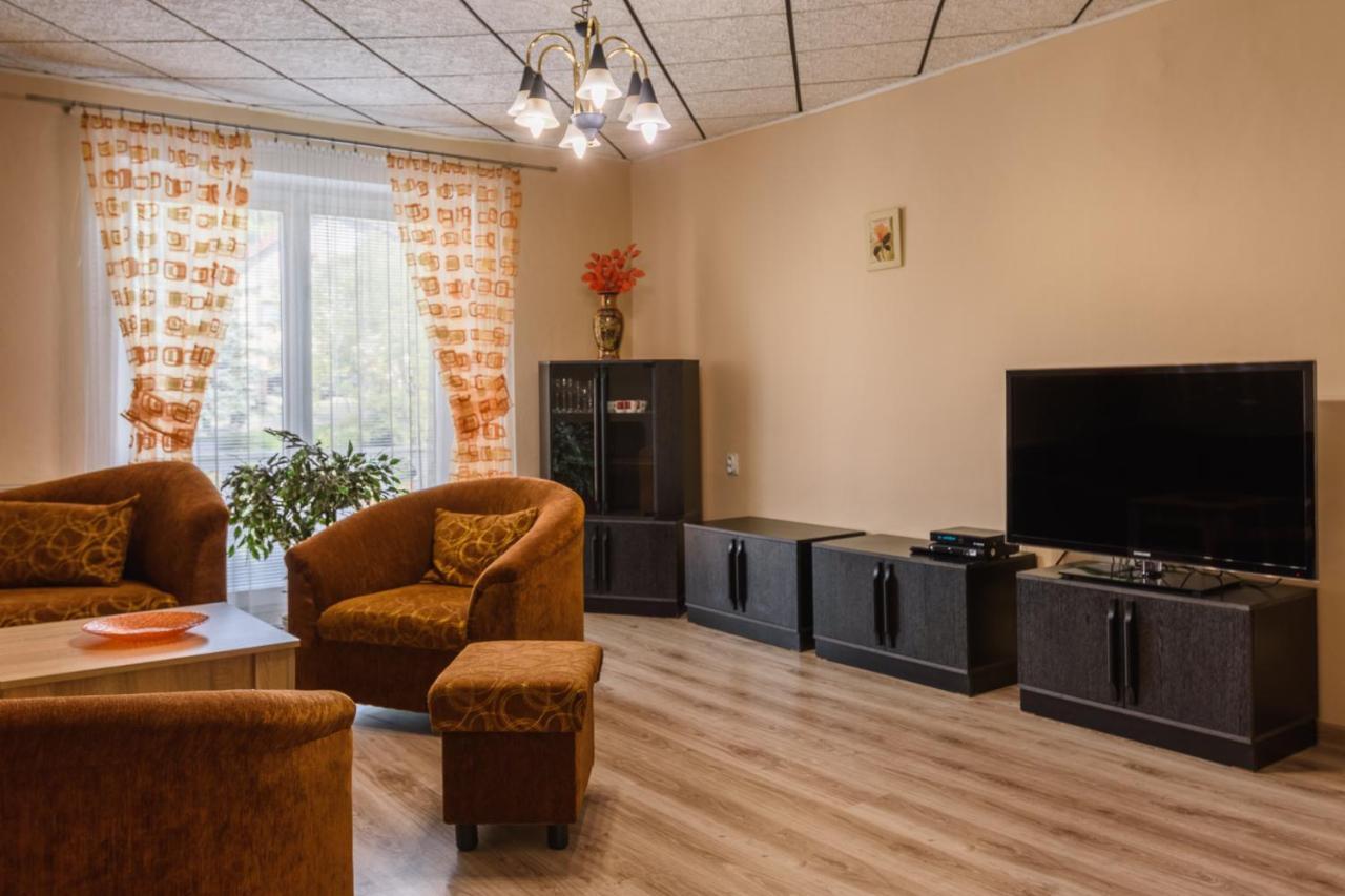 Apartman Elegant 2 Bešeňová المظهر الخارجي الصورة