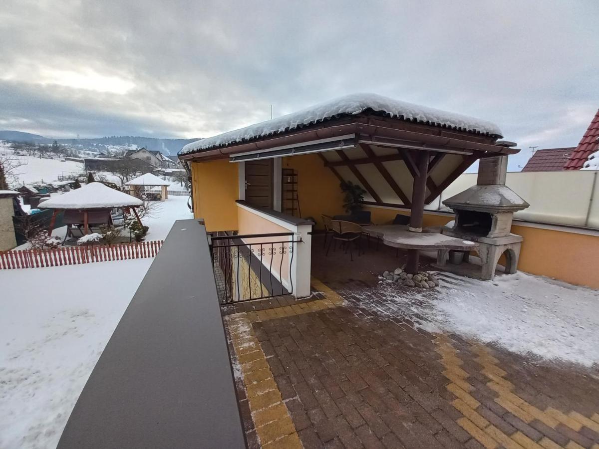 Apartman Elegant 2 Bešeňová المظهر الخارجي الصورة