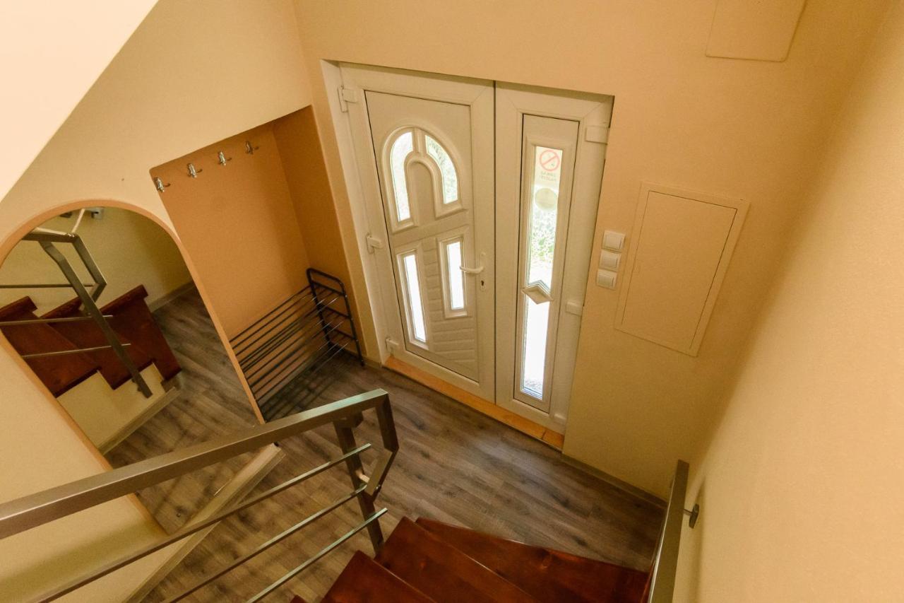 Apartman Elegant 2 Bešeňová المظهر الخارجي الصورة